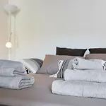 Alexander House - Unbeatable Price! Apartman Bergamo