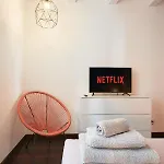 Alexander House - Unbeatable Price! Apartman *