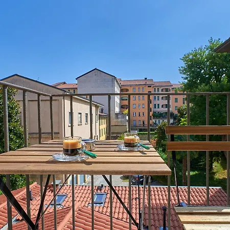 Alexander House - Bright Flat In Historic Borgo Bergamo