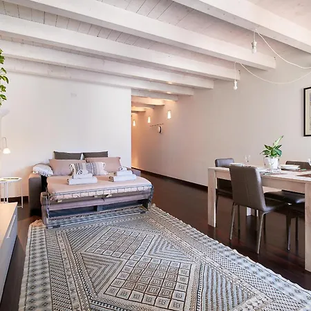 Alexander House - Unbeatable Price! Appartamento *